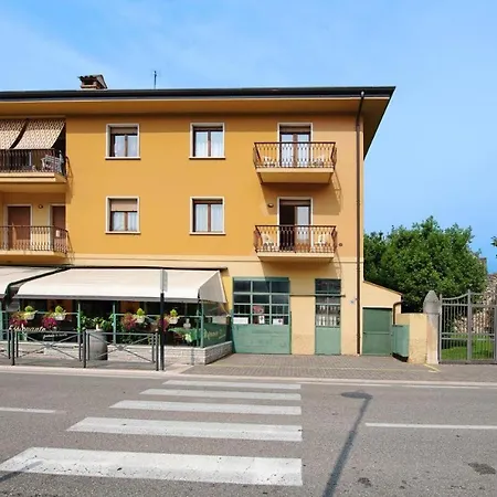 Achilla 2 * Torri Del Benaco